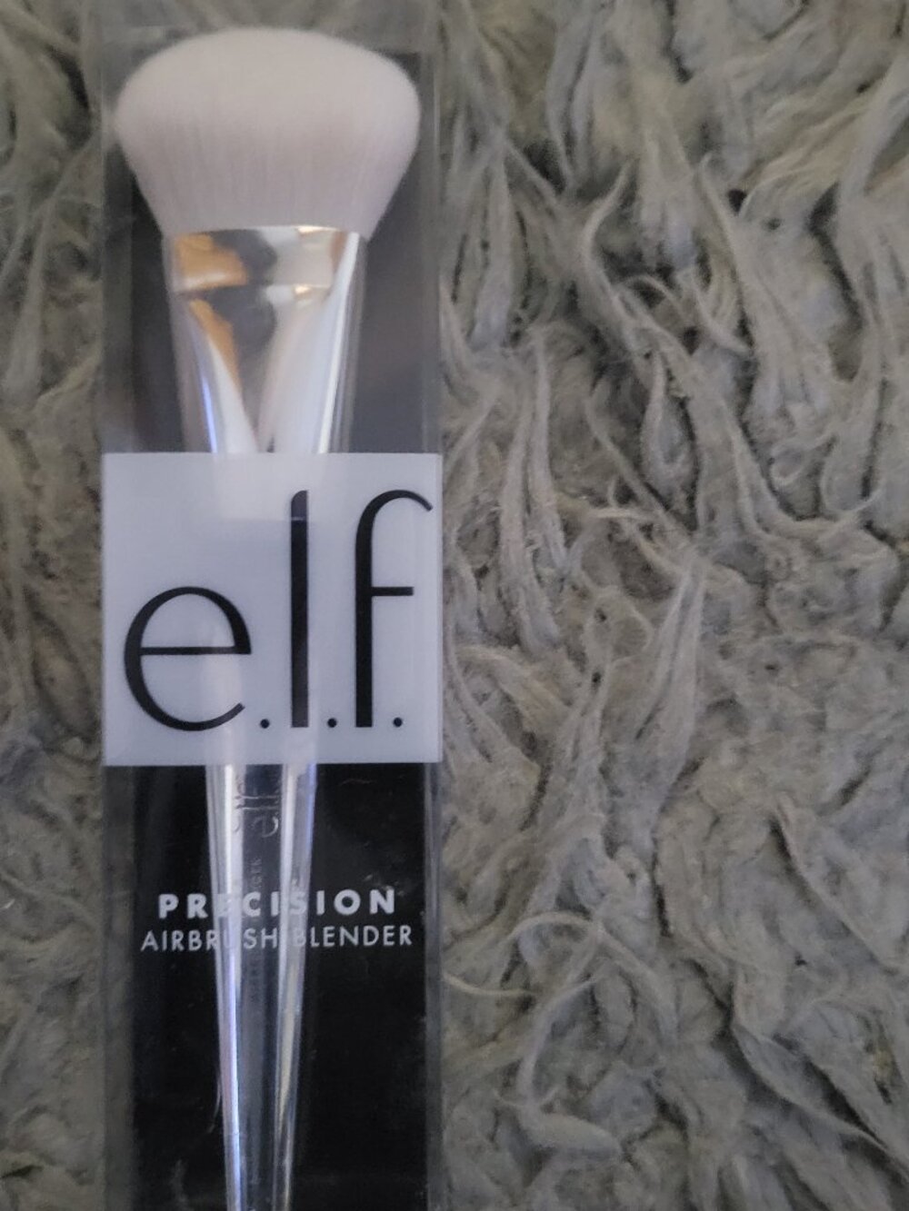 E.l.f. makeup brush